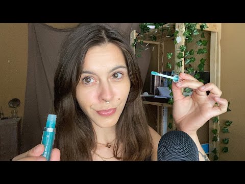 ASMR Lipgloss Application At 100 % Sensitivity ( mouth sounds 👄& whispers ✨)