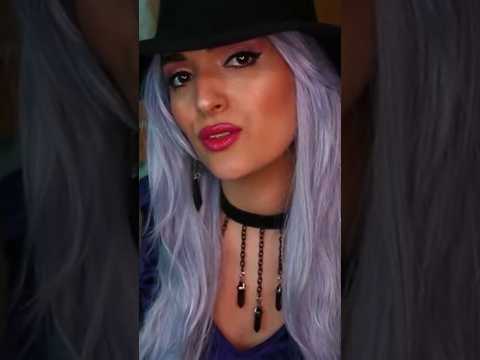 😒Y tú sabes quién soy yo? 🧙🏼‍♀️ #roleplay #asmr #witch #halloween #asmrvideos #bruja #halloween