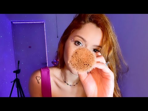 ASMR- MAQUIANDO VOCÊ PARA O CARNAVAL