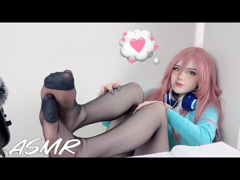 Miku Nakano in the back of the class | ASMR Role Play (Soft Spoken)