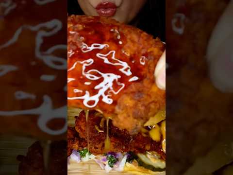 DAVES HOT CHICKEN #asmr #eatingshow #mukbang #chicken