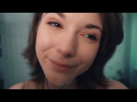 ASMR┃LENS LICKING + MOUTH SOUNDS [Lilly Vinnily ASMR]