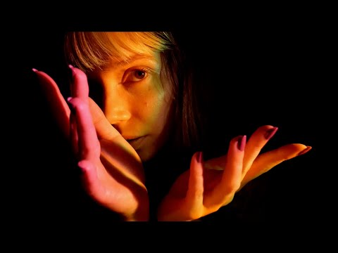 ASMR | Mains magiques pour dormir ✨ visuel, doux chuchotements
