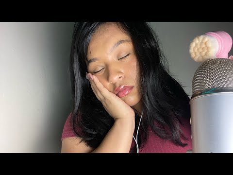 ASMR mic brushing and mouth sounds for sleep🙈💦