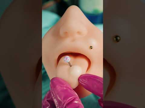 ASMR - PIERCING REALISTA INFECTADO