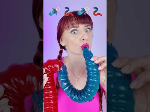ASMR The World Largest Gummy Worm, Blue Lollipop #mukbang