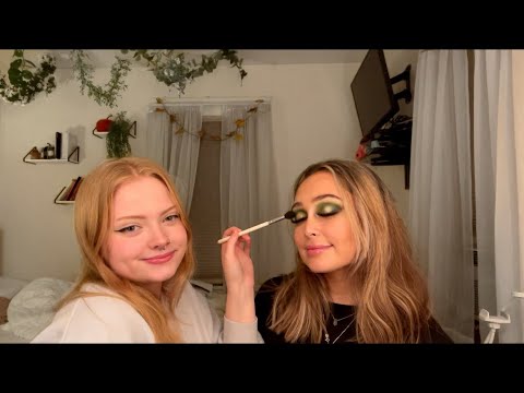 ASMR~DOING MY BEST FRIEND’S CHRISTMAS EYESHADOW🎄💄