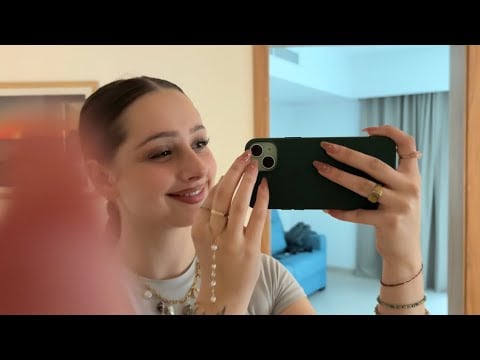 ASMR | Tapping & Scratching around my Hotel Room 