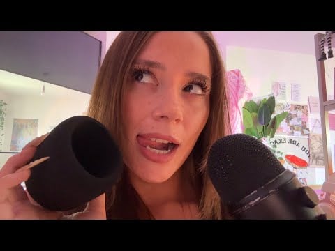 ASMR fast and aggressive mic pumping/ scratching and mouth sounds