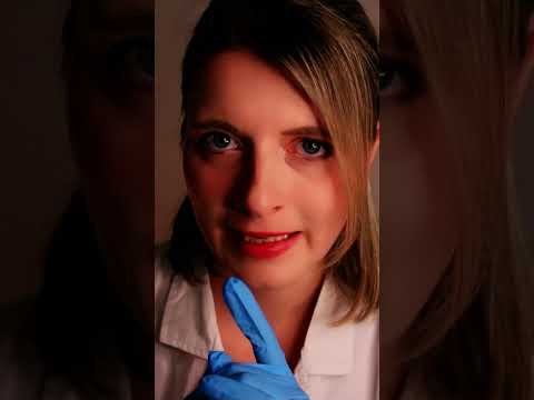 ASMR FASTEST CRANIAL NERVE EXAM (deutsch/german) #shorts #asmr #cranialnerveexam