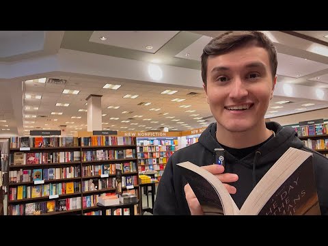 ASMR In The Library 📚💤 (asmr in public)