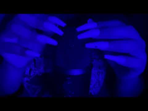 ASMR Fast & Aggressive Mic Scratching and Tapping (No Talking)