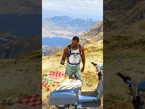 CJ trabaja de repartidor de pizza #gta #gta5 #gtav #loquendo #memes