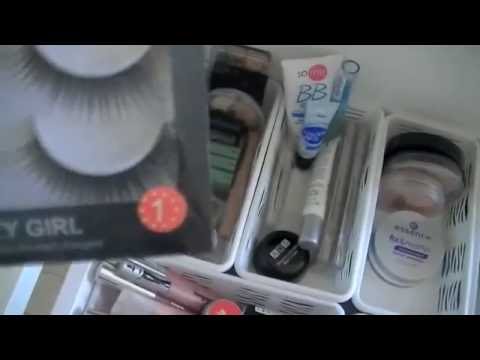 ASMR: make up collection (soft spoken-whispering)