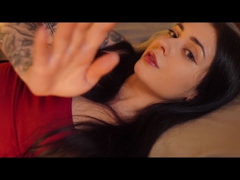 ASMR Duermo en tus piernas mientras te cuido💗