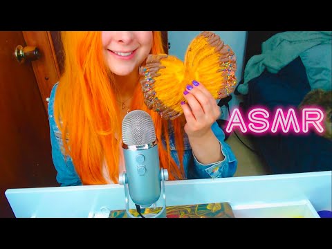 ASMR Colombiano: Comiendo Mariposa de Hojaldre  🧡✨🤤 [eating sounds]