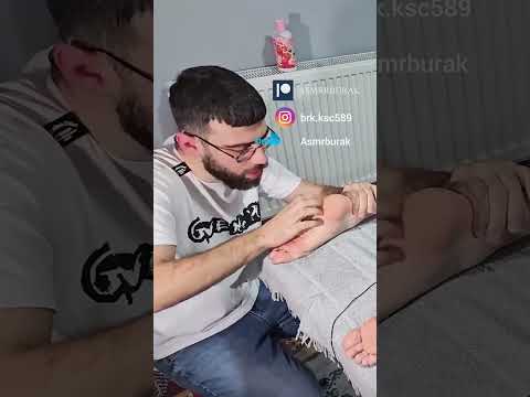 REFLEXOLOGY MASSAGE THERAPY FOR THE FEET #satisfying #relaxing #asmr #shorts
