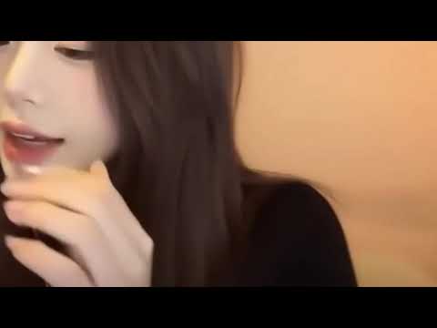 ASMR - Ear to ear tongue flutters looped