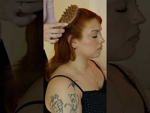ASMR slow, relaxing hair brushing #asmr #asmrsounds #asmrhairplay #asmrhairbrushing