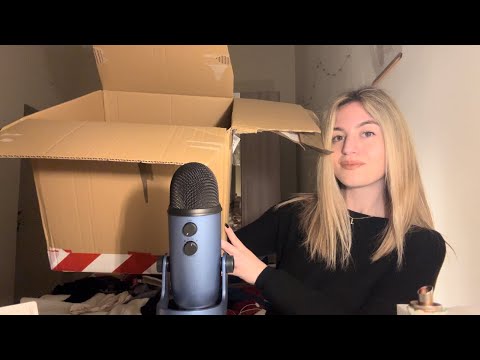 UNBOXING PACCO DA GIÙ 📦 (asmr ita con blue yeti)