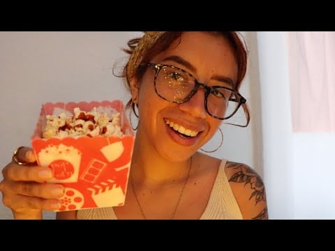 ASMR comiendo palomitas 🍿 + storytime *cosas paranormales que viví en el ejército*