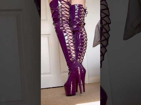 These NEW Boots are in my top 3 already😍 love the back lacing💜#boots #thighhighboots #highheels