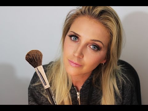 Big Sister Does Your Makeup Roleplay ASMR ( Soft Spoken )