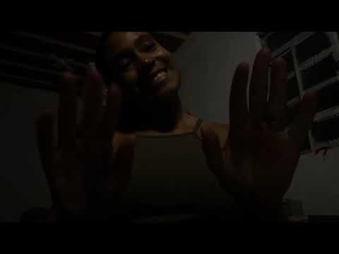 ASMR CASEIRINHO: luz baixa com sussurros e scratching depois de academia