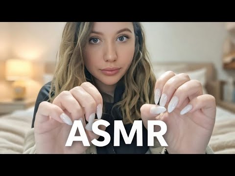 ASMR applying lipgloss 💖