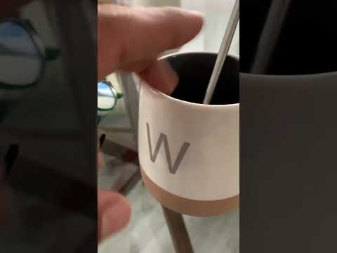 FOLLOW THE HAND ASMR #asmr #shorts #shortsvideo #funny #funnyvideo #handsounds