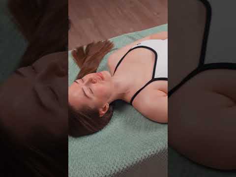 Deep pressure massage and leg stretching session for Yulia #stretching