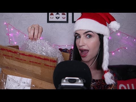 ASMR -  AMIGO SECRETO DO ASMR! {sussurros, sons de boca e tapping}