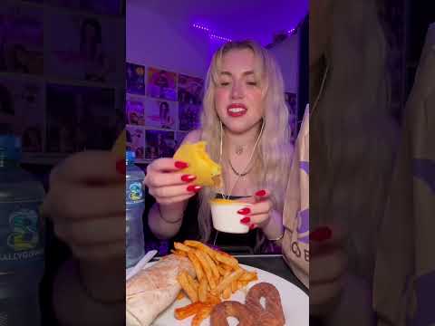 Let’s eat! 🌮🌯 #tacos #tacobell #mukbang #mukbangers #feeder #food #foodie #foodlover #food