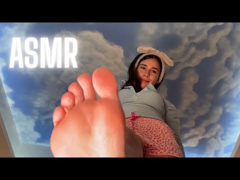 ASMR en Español |🦶🏻FEET🦶🏻SOY UNA GIGANTE Y TE PISO 👣