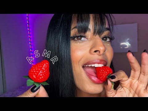 COMENDO MORANGO INFINITO 🍓✨Sons que vão te arrepiar dos pés à cabeça | ASMR