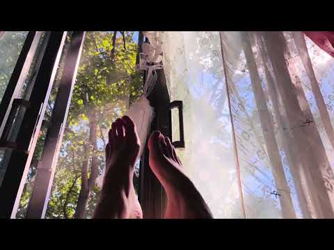 ASMR bare feet and feathers