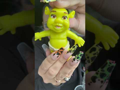 Unboxing baby Shrek toy 🧸💚 #shrek #asmr #mcdonalds #toys #toyunboxing #bestlifebybrooke #asmrtoy
