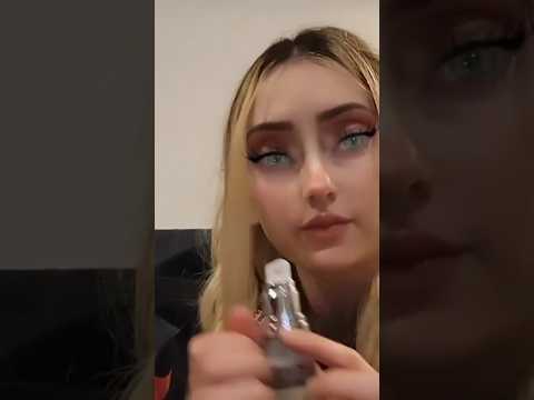 ASMR 30 second makeup 💄 #asmr #relaxing #asmrmakeup #tingle #fyp