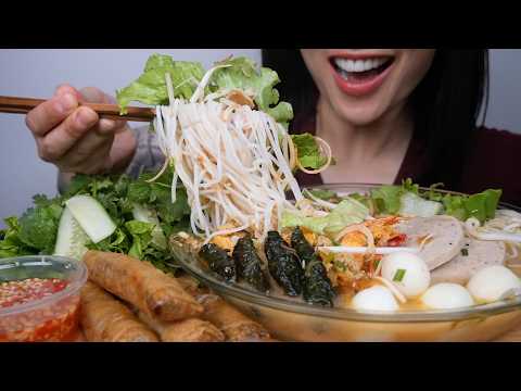 BUN RIEU CUA (VIETNAMESE CRAB PORK TOMATO NOODLE SOUP) ASMR EATING SOUNDS | LIGHT WHISPER | SAS-ASMR