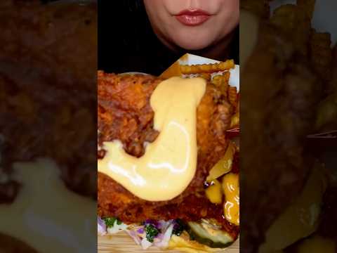 DAVES HOT CHICKEN STRIPS #asmr #chicken #daveshotchicken #food #eat