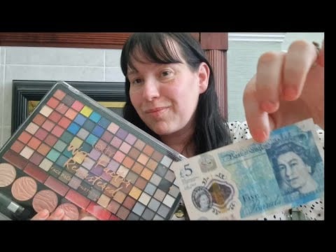 ASMR Doing your MAKE UP for £5 ... ASMR in 5 MINUTES !!