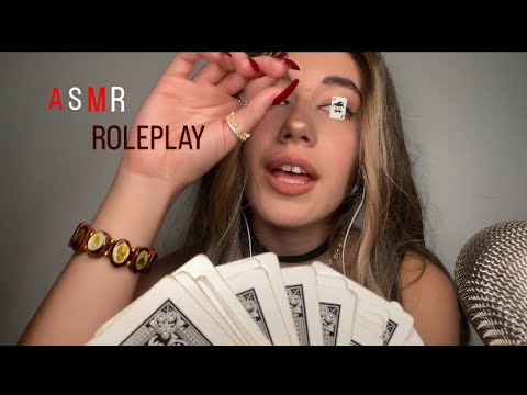 ASMR ITA || La TUA CARTOMANTE PERSONALE ti fa RILASSARE Roleplay whispering and personal attention