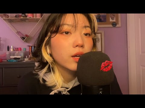 asmr kissing sounds//mouth sounds