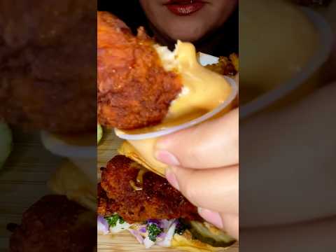 DAVE’S HOT CHICKEN STRIPS #asmr #chicken #foodshorts #mukbang