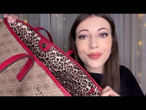 RILASSATI CURIOSANDO NELLA MIA BORSA 😍 #whatsinmybag Asmr ita