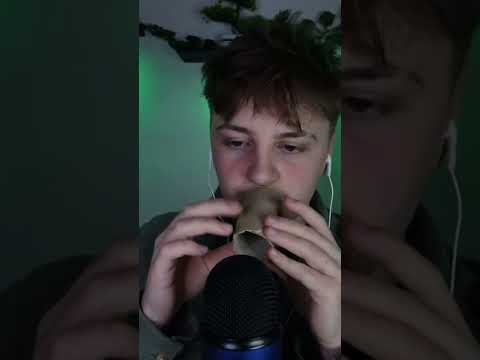 ASMR - Bruit de bouche EXCEPTIONNEL (visuel, tube...)