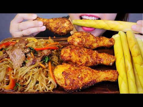 ASMR EATING DRUMSTICKS WITH MALA SAUCE, GLASS NOODLES AND SICHUAN BAMBOO SHOOTS | LINH-ASMR