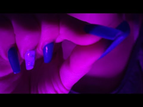 [ASMR - Whisper] Plucking away negative energy + positive affirmations 😴