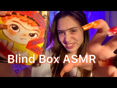 ASMR FAST AND AGGRESSIVE/ Blind Box unpacking. Tapping, mic scratching, mouth sounds, gripping 
