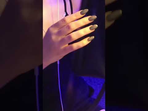 ASMR Scratching & Tapping my Bag 👜 #asmr #scratch #tapping